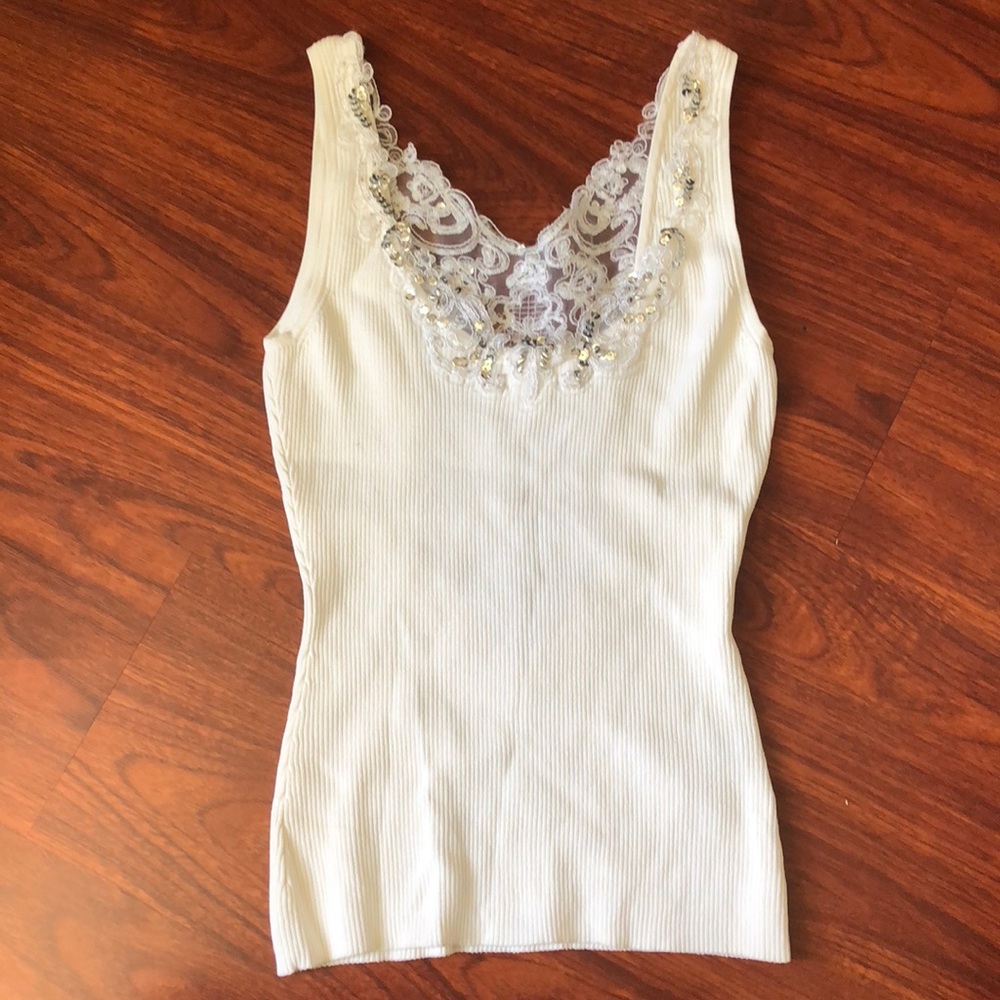 Cachè Sequin top